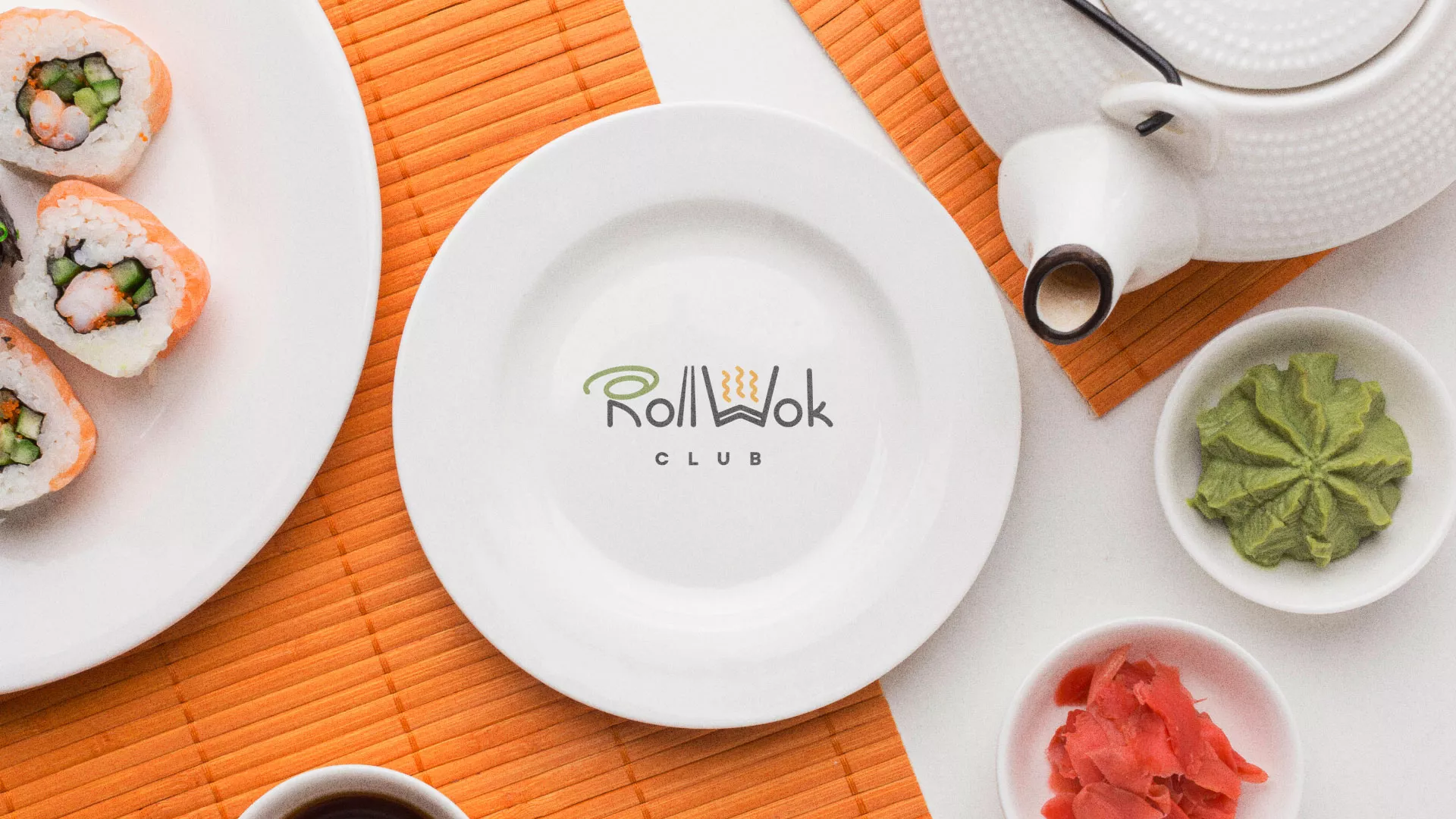 Разработка логотипа и фирменного стиля в Шилке для суши-бара «Roll Wok Club» Разработка логотипа и фирменного стиля в Шилке для суши-бара «Roll Wok Club»